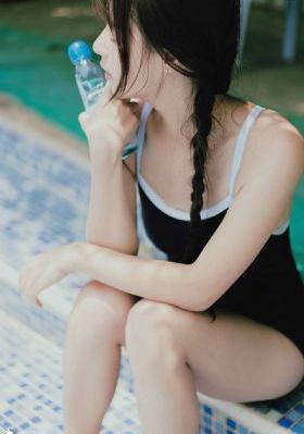 女人张开腿让男人桶视频