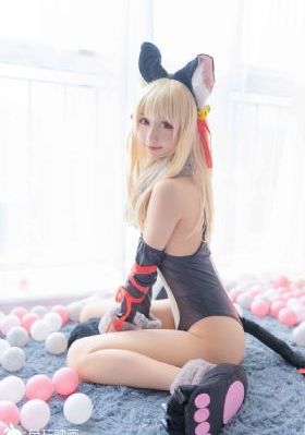 被各种性器调教到哭vk