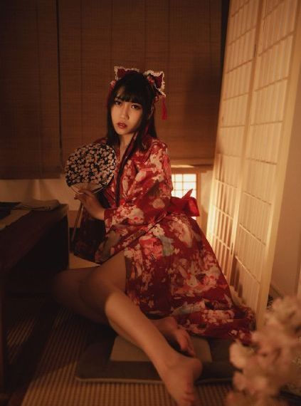夜晚玩耍生活